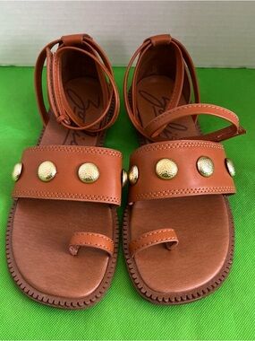 Zodiac brown sandals size 7
